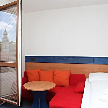 Hotelový Dům Kaskáda - 4* Kurdějov