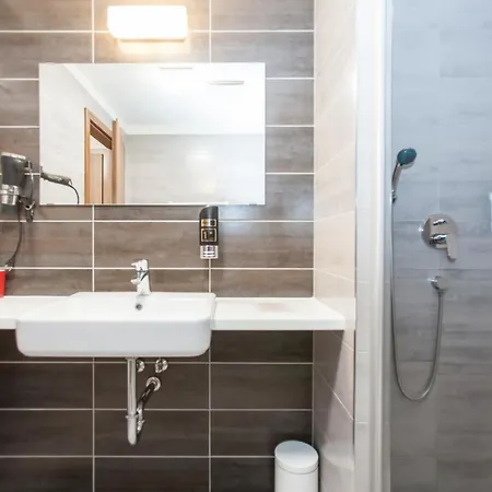Hotelový Dům Kaskáda - 4* Kurdějov