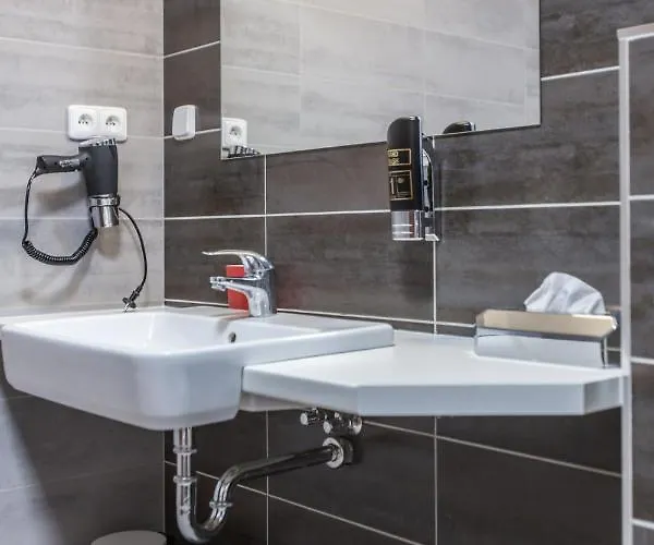 Hotelový Dům Kaskáda - Hotel Kurdějov